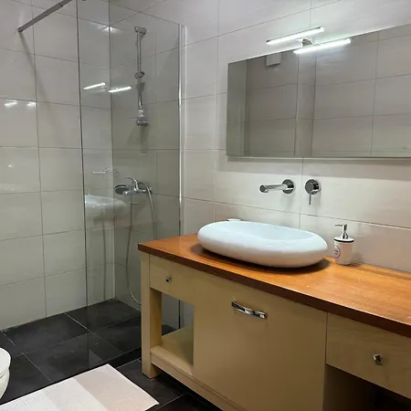 Block Komuna Apartment Tirana
